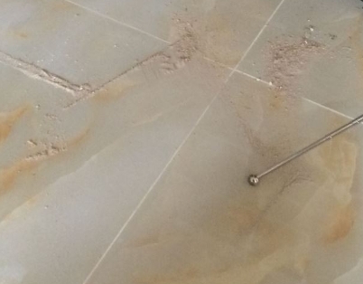 社旗瓷砖空鼓维修公司分享粘合剂选择不当在瓷砖铺贴过程中可能导致以下问题